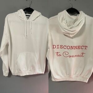 Graphic oversized white sweatshirt hoodie with kangaroo pocket. Size Medium
